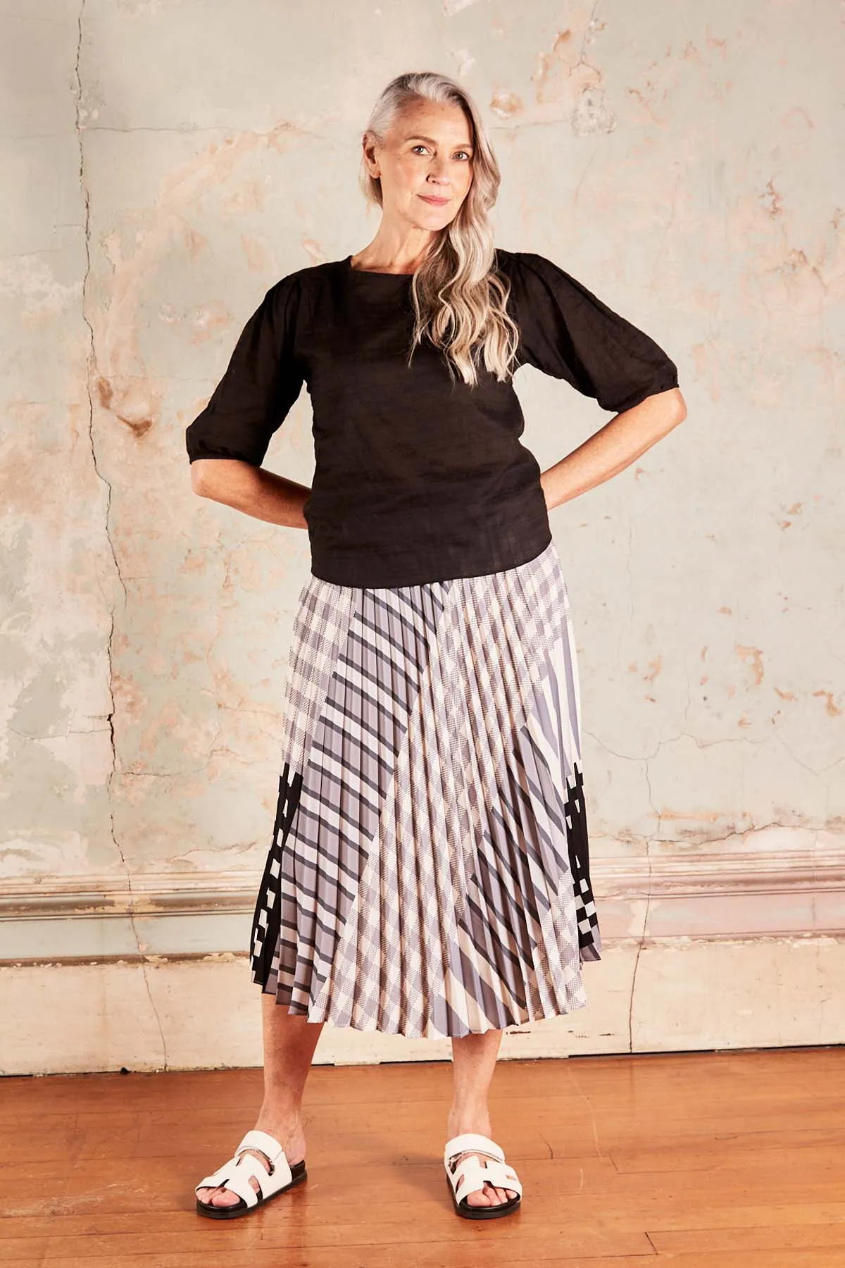 Barcelone Blouse Black in Seersucker