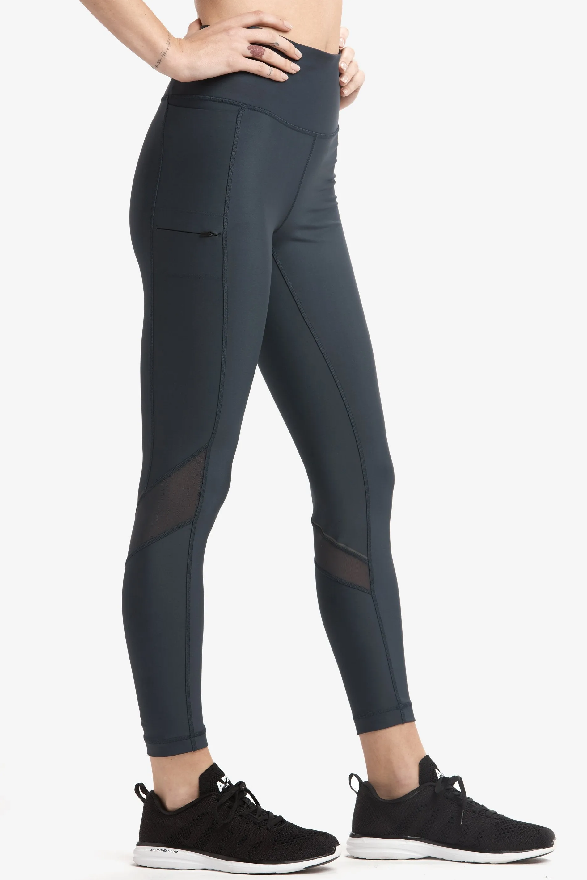 BURST ANKLE LEGGING