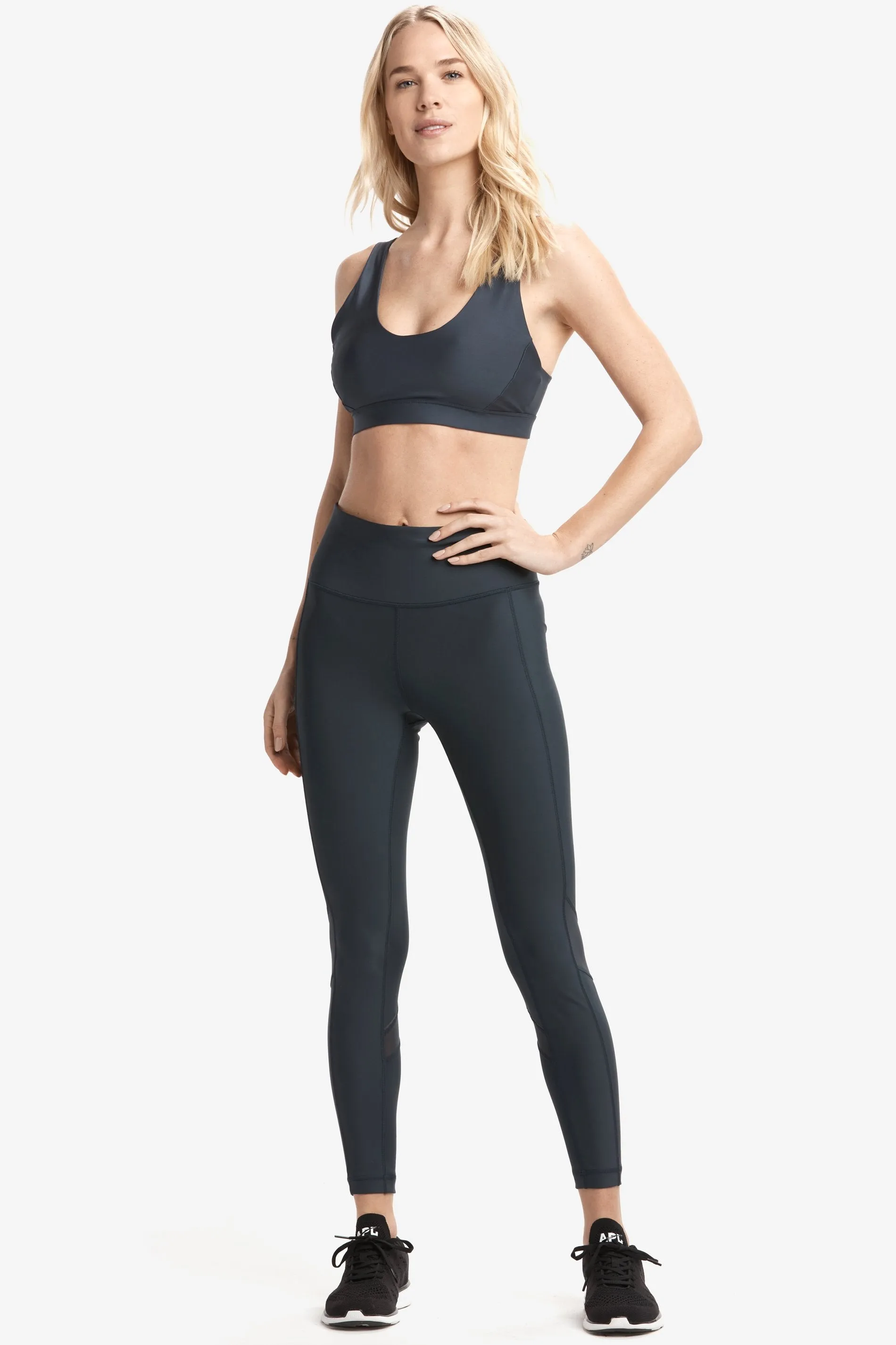 BURST ANKLE LEGGING