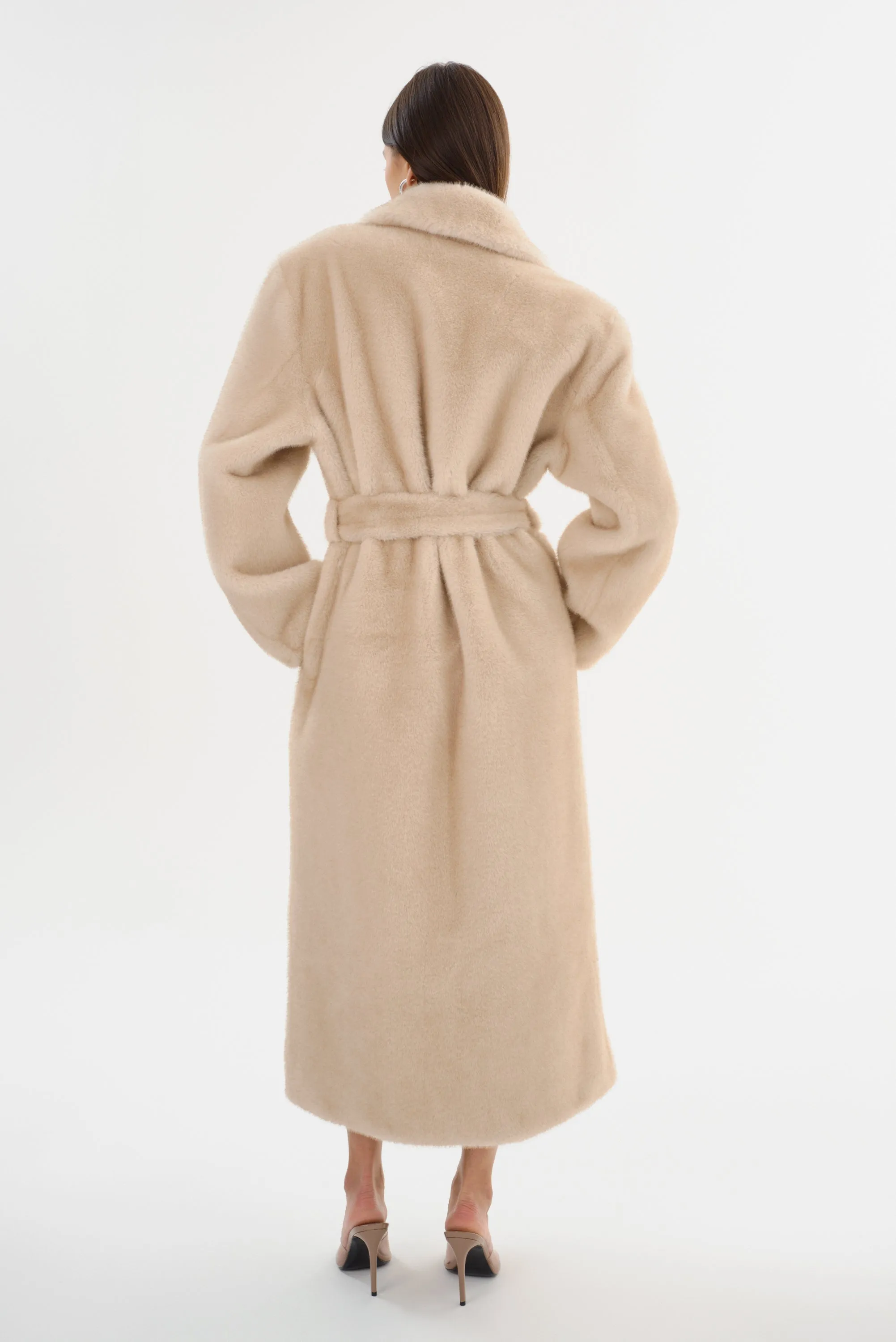 DARELLE | Oversized Faux Fur Maxi Coat
