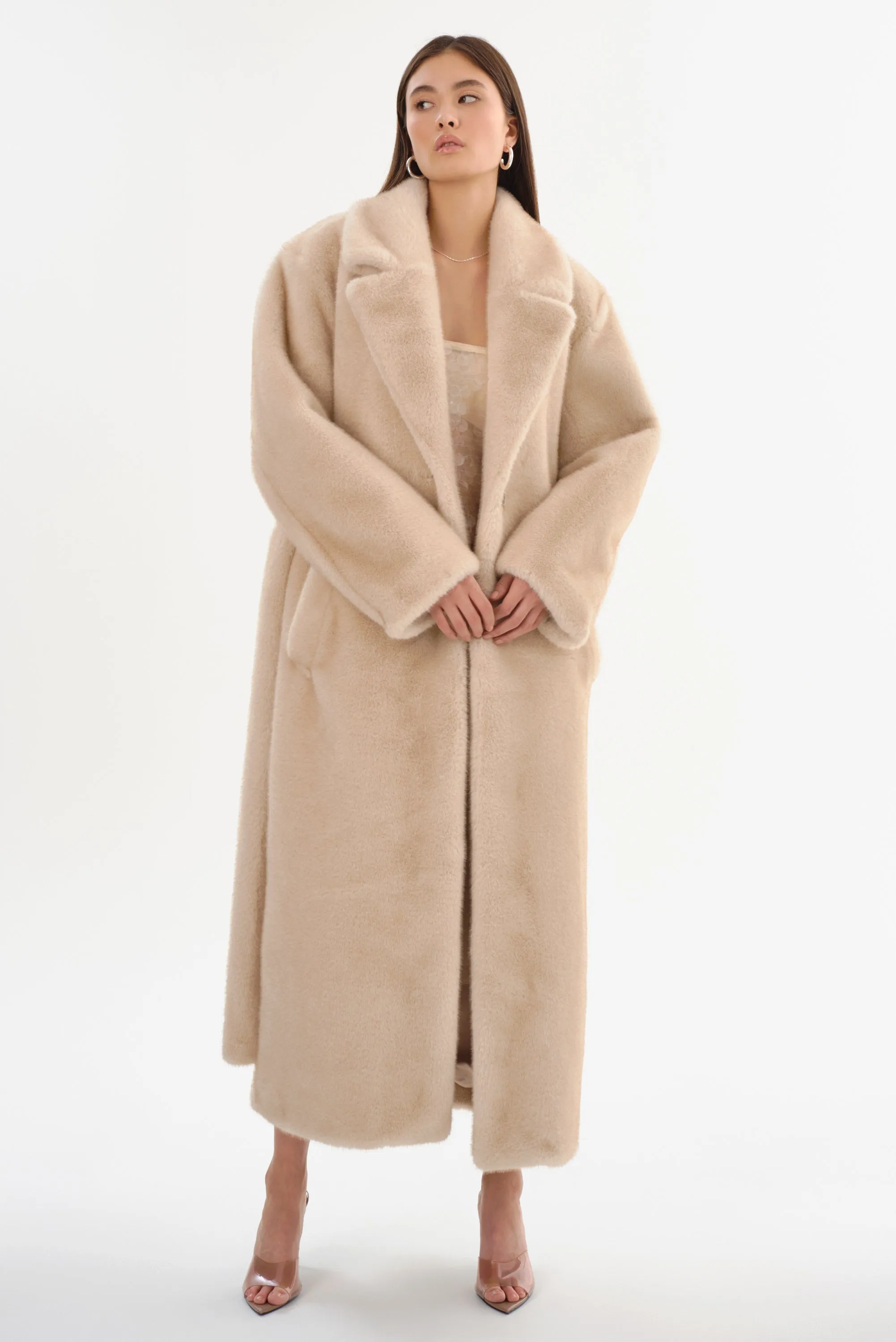 DARELLE | Oversized Faux Fur Maxi Coat