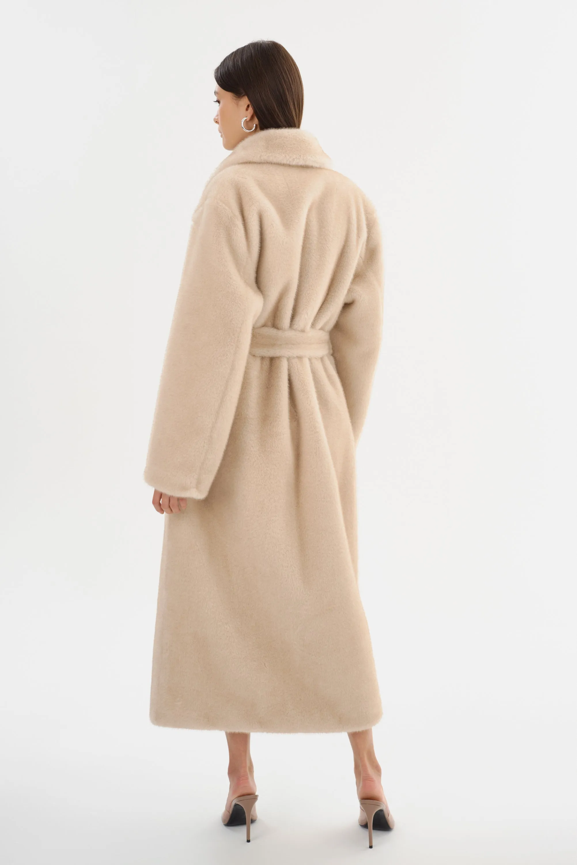DARELLE | Oversized Faux Fur Maxi Coat