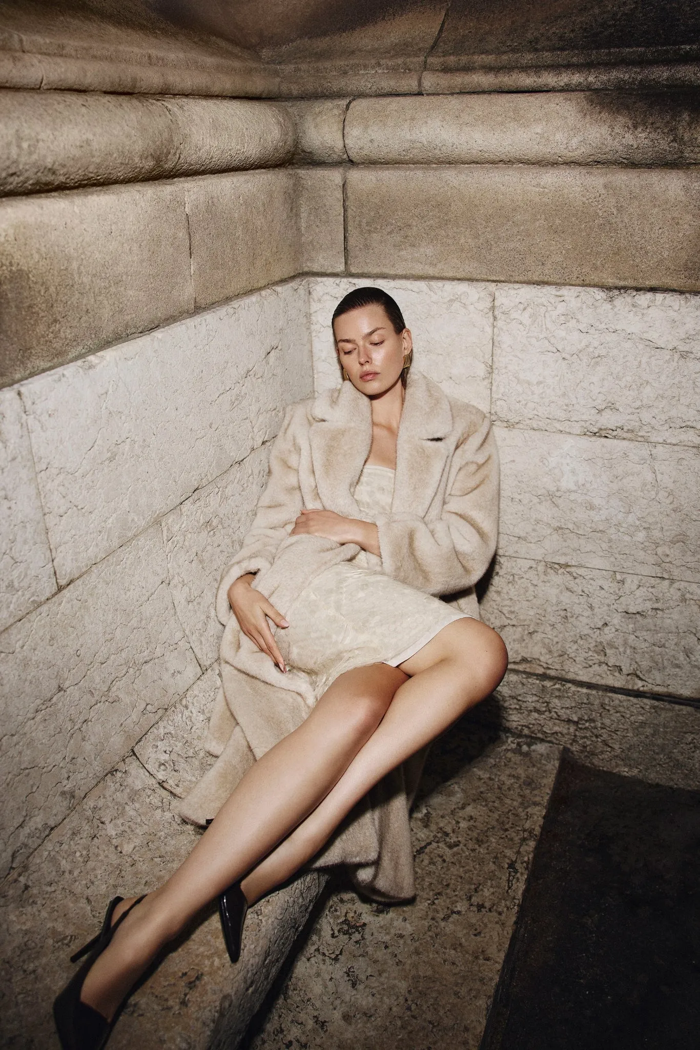 DARELLE | Oversized Faux Fur Maxi Coat