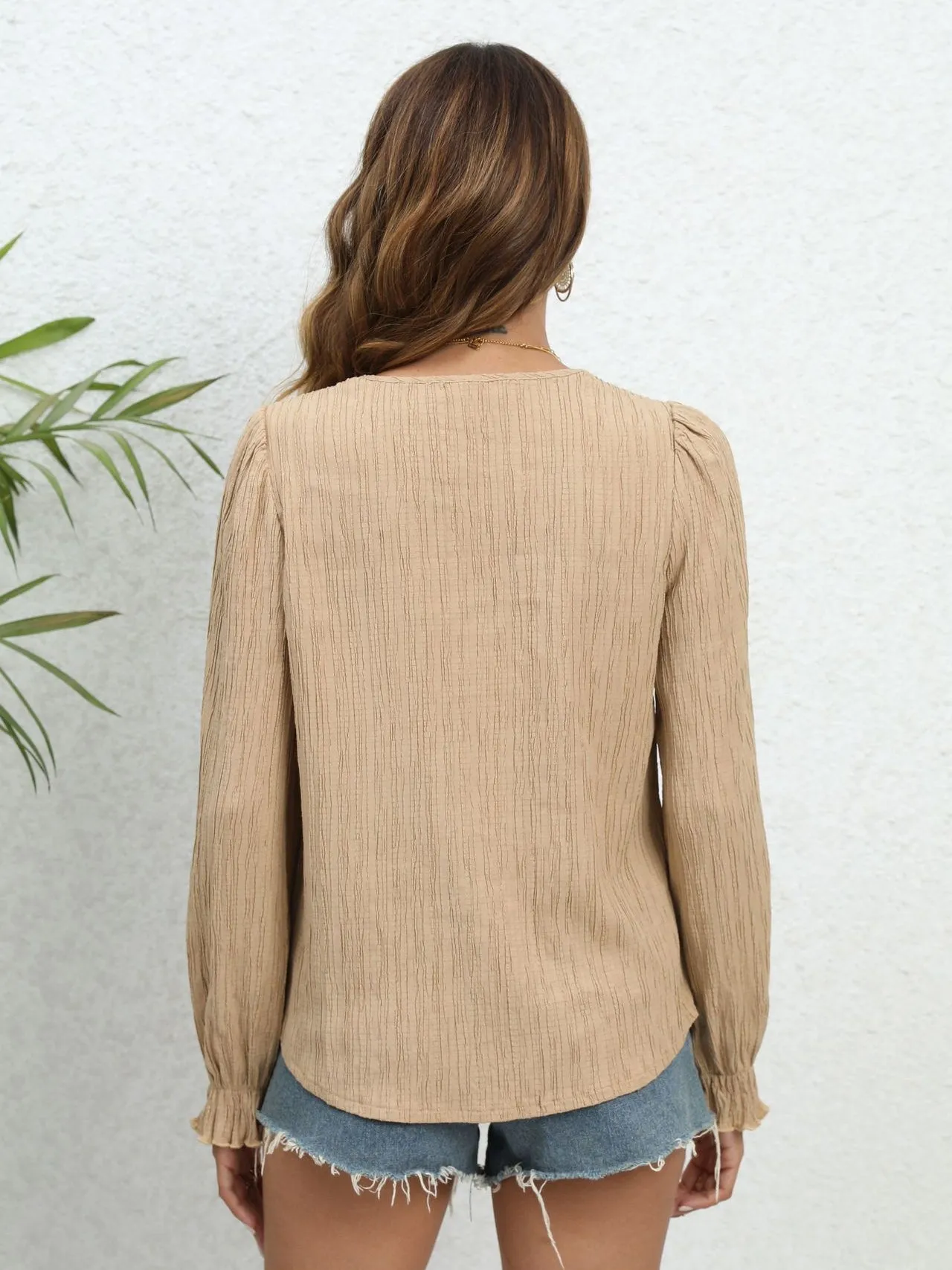 Elegant Ruffled Lace Bubble Sleeves Blouse