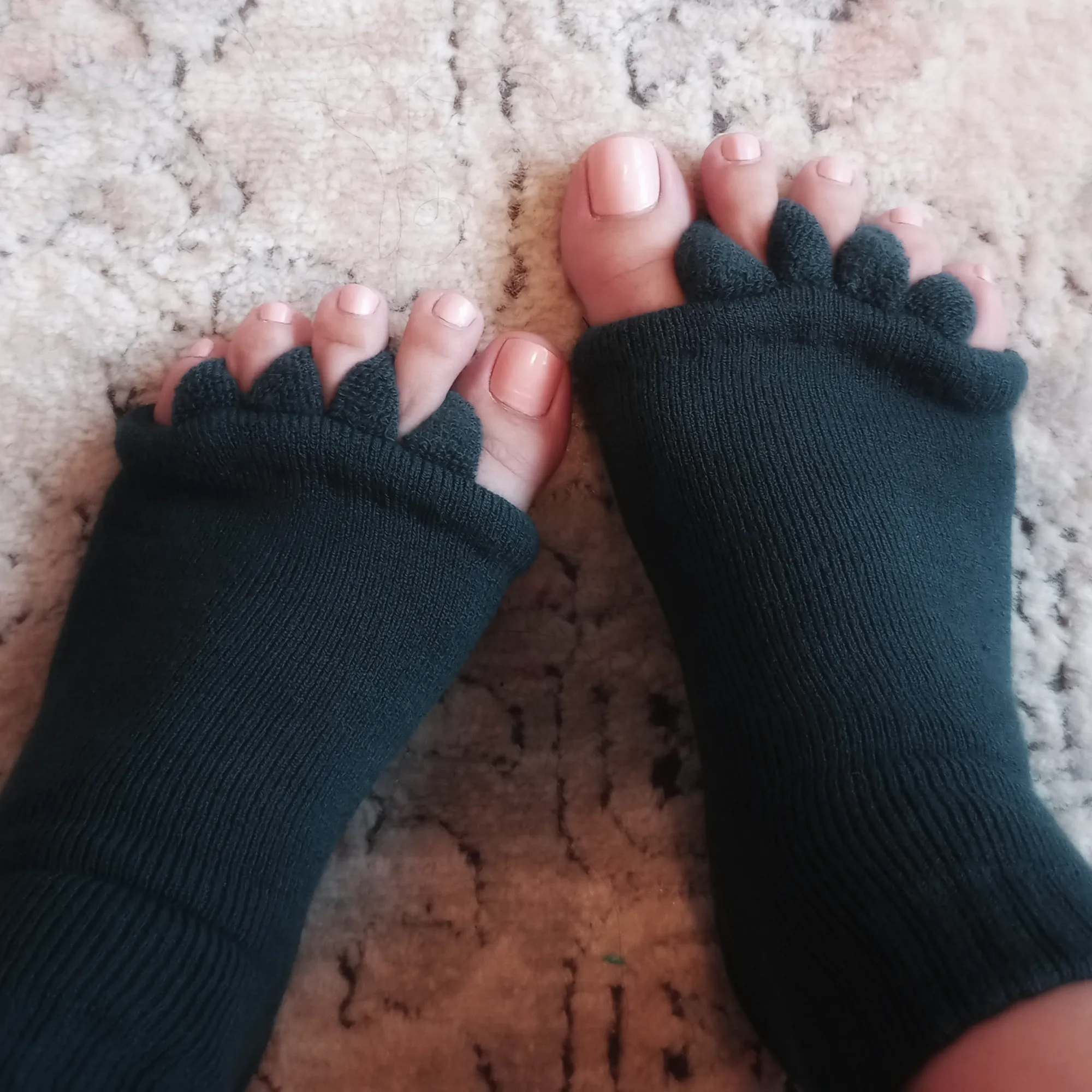 Magic Sox™ | Toe Divider Socks