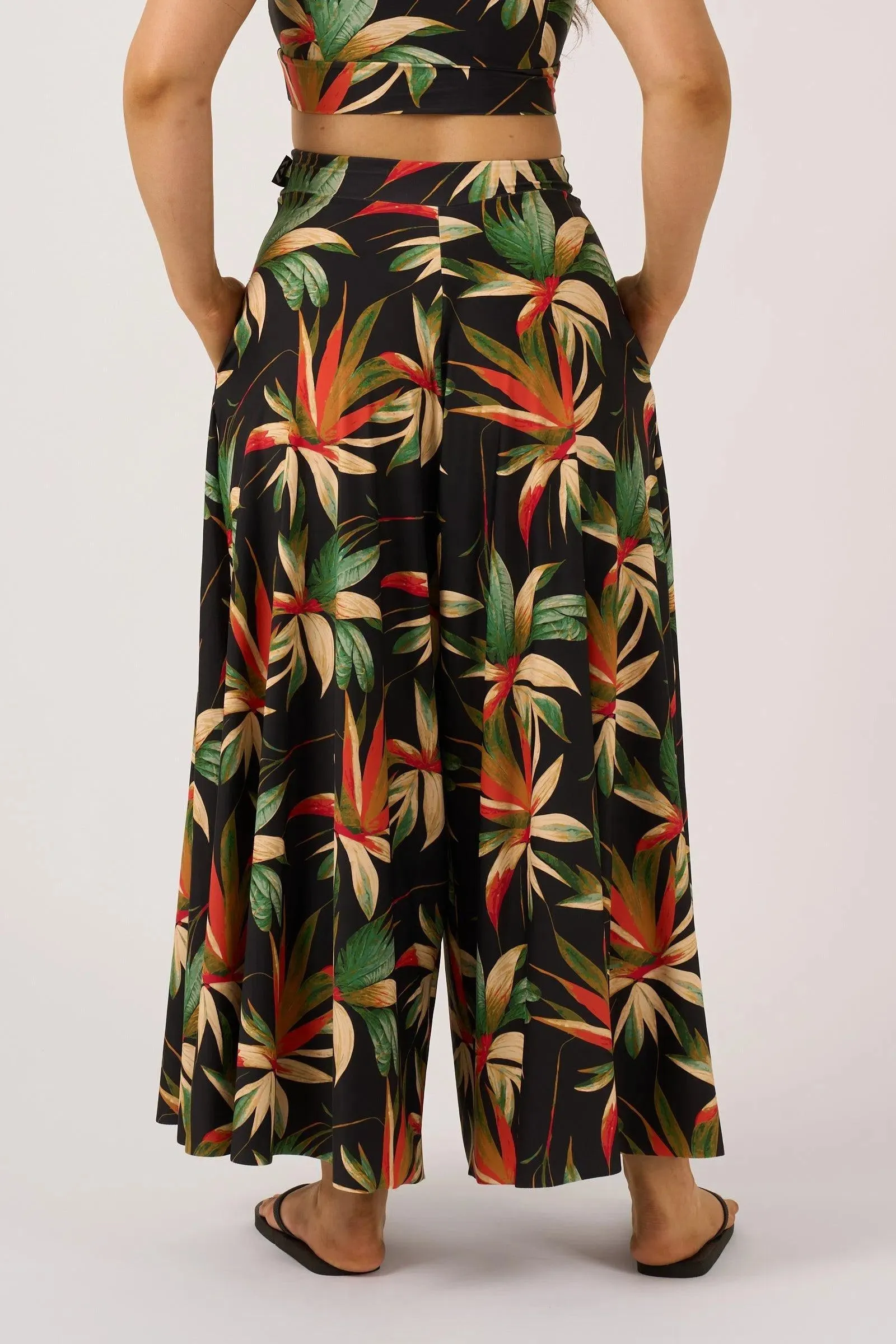 Silky Palazzo Pant With Pocket - Black Tropico