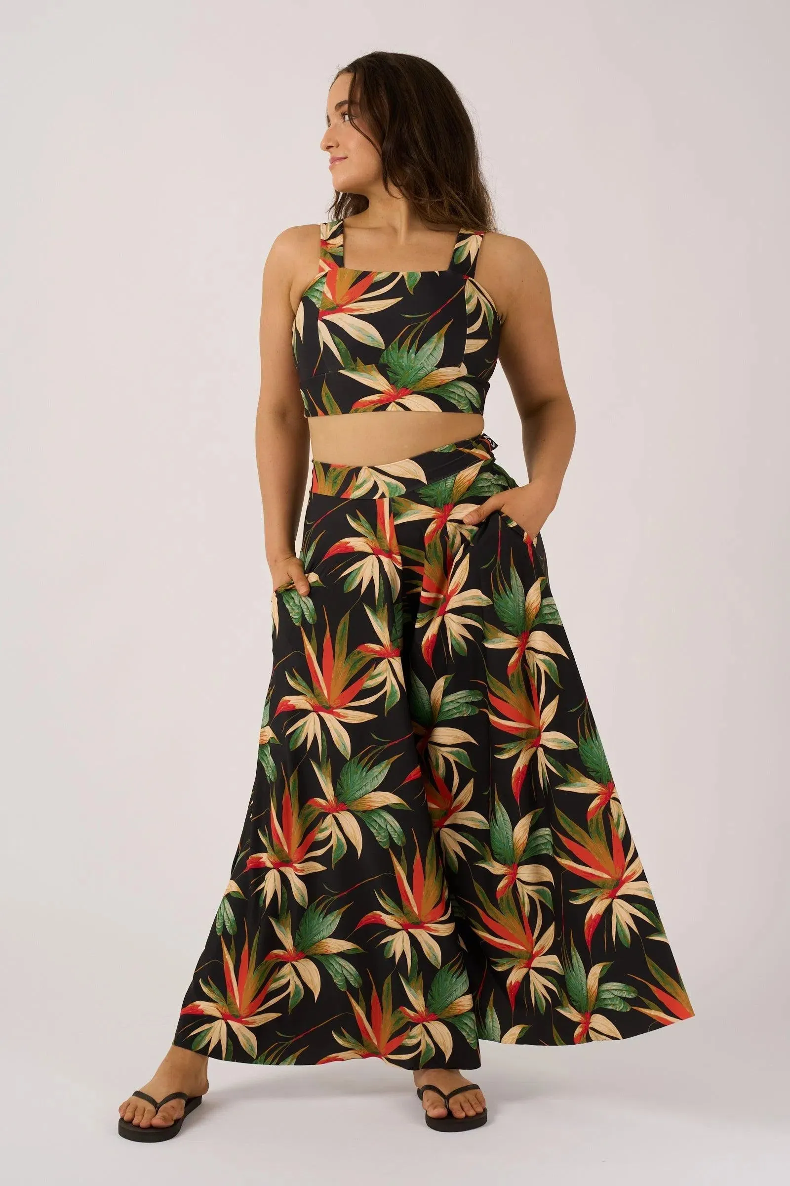 Silky Palazzo Pant With Pocket - Black Tropico