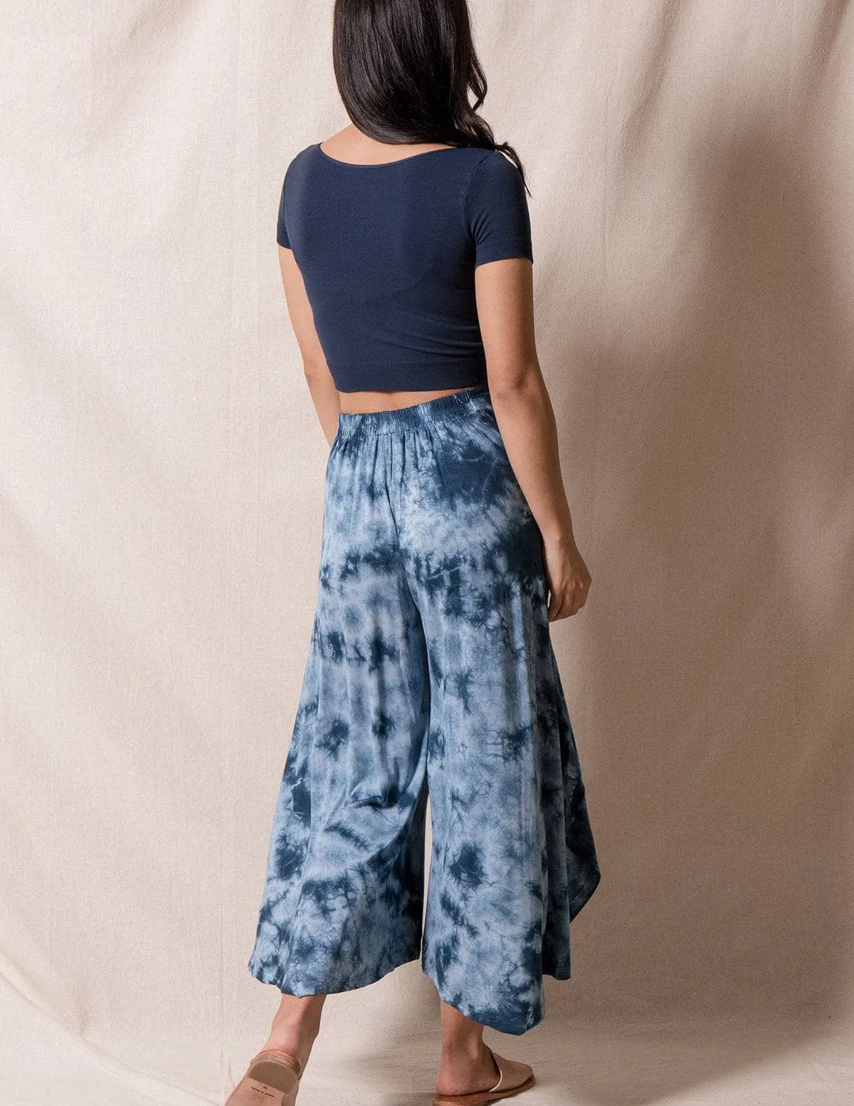 Tie-Dye Flowy Crop Pants