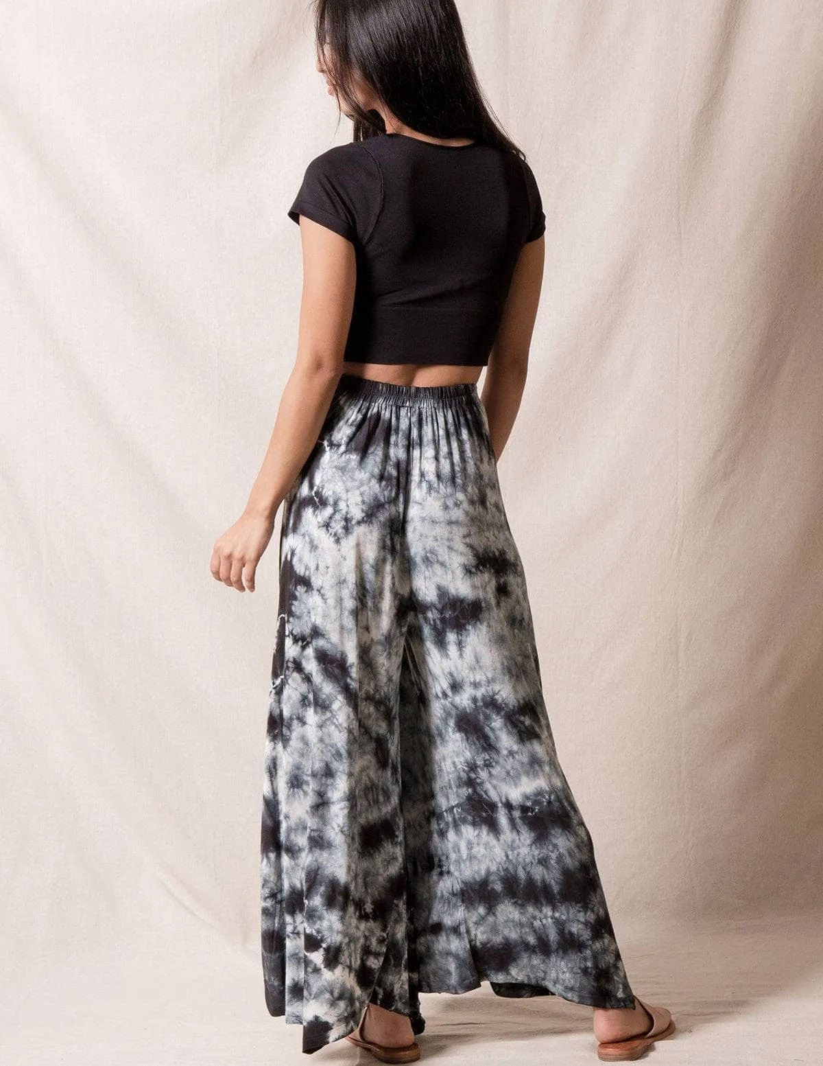 Tie-Dye Flowy Crop Pants